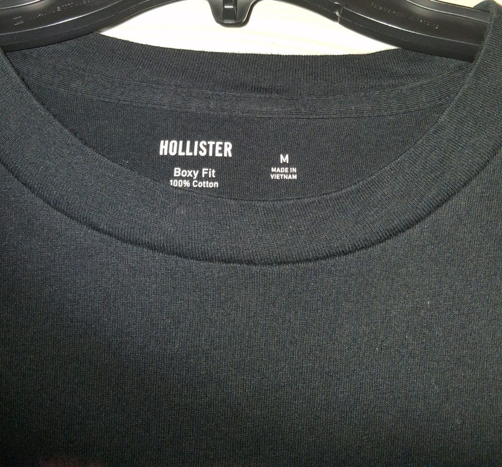 Hollister Men's Dodge Charger Graphic Cotton T-Shirt Black Boxy Fit Medium