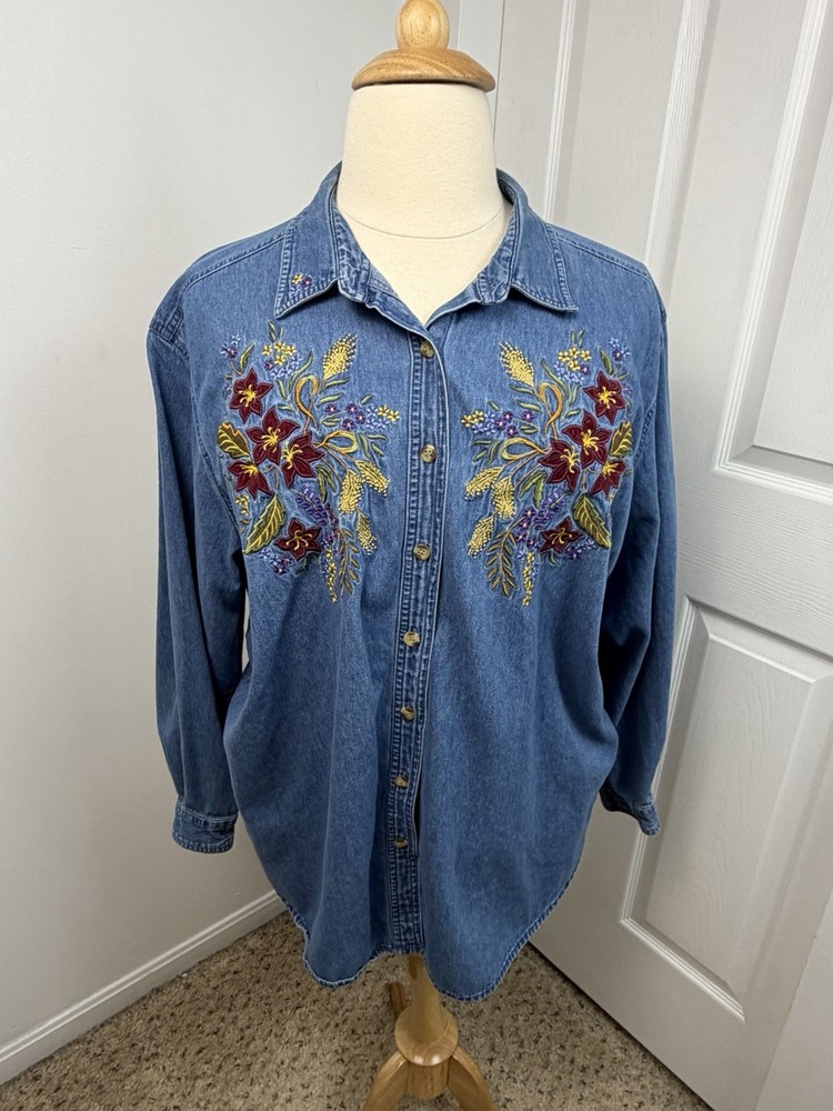 Denim 28W Chambray Floral Embroidered Bohemian Romantic Button Down