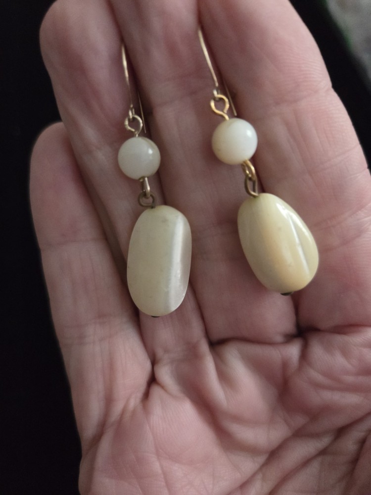 Vintage MOTHER OF PEARL Beaded Earrings Pierced Dangles