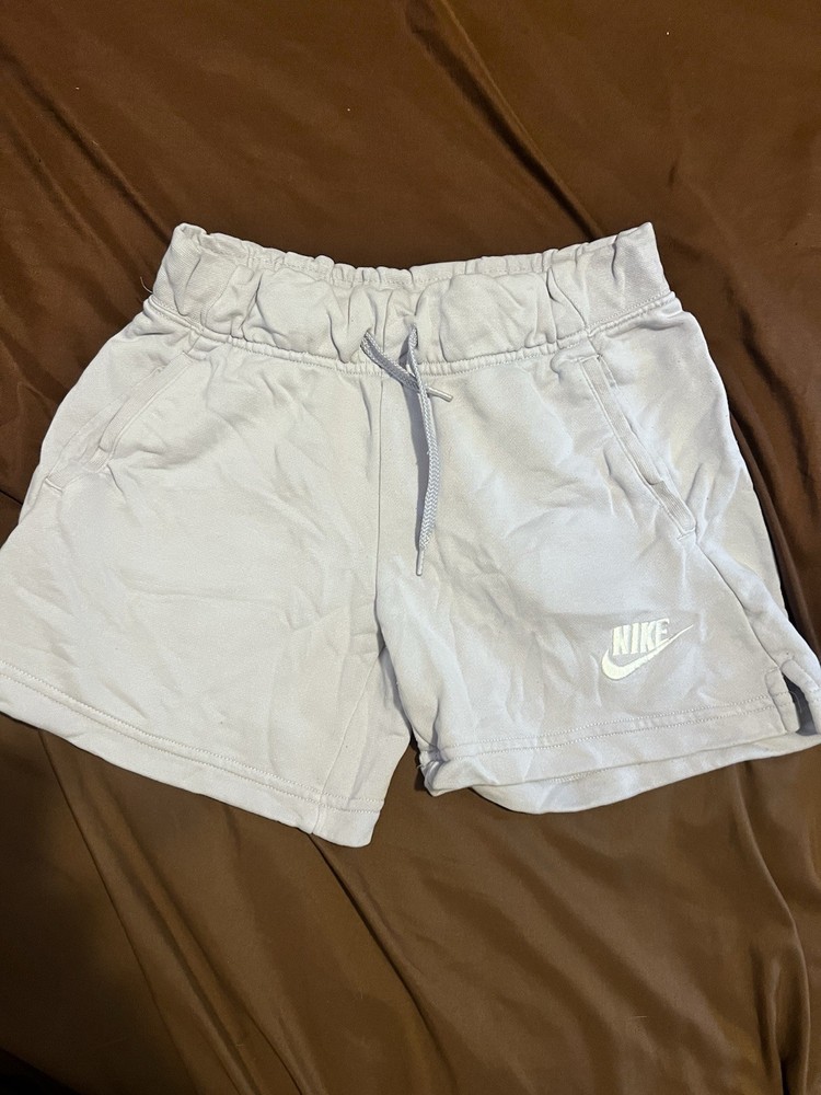 Nike Men's Light Gray Athletic Shorts Size L Drawstring Elastic Waist Teens
