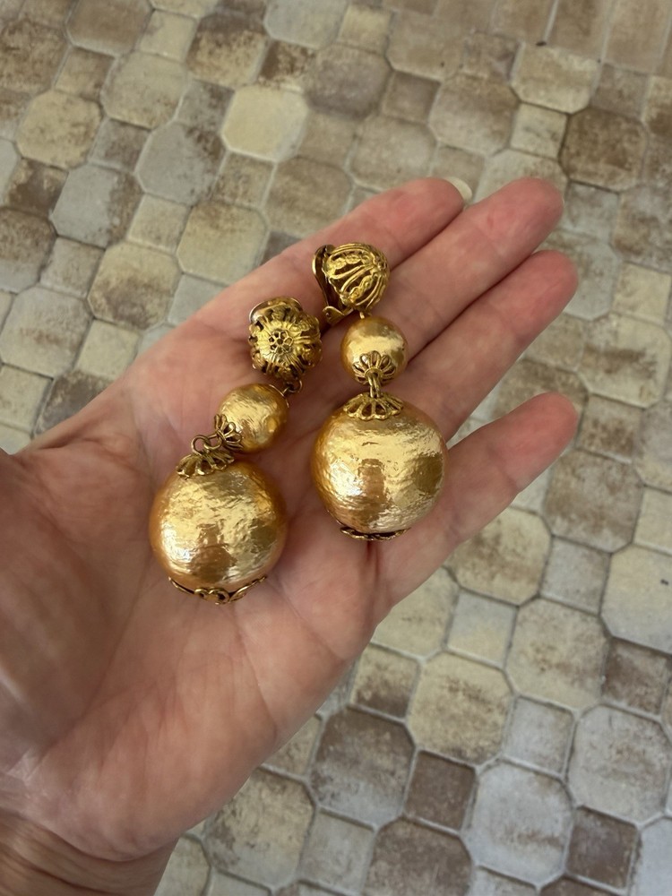 Miriam Haskell Signed Vintage Gold/Champagne Tone Dangle Clip Earrings.