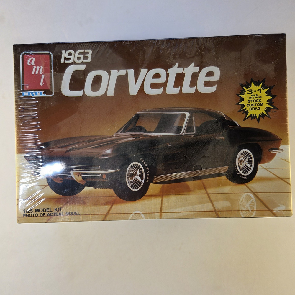 1963 Corvette AMT 1/25 Build 3 Ways In Factory Sealed Box