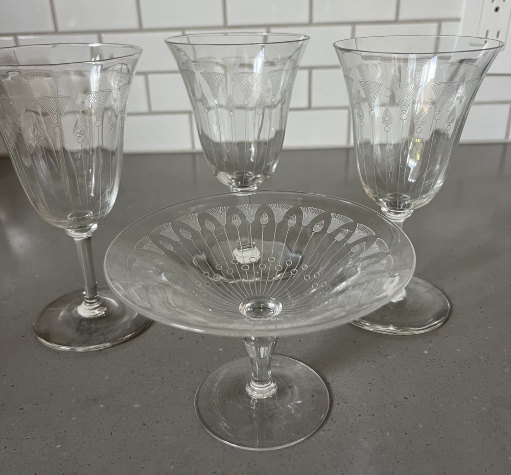 Dorflinger Kalana Lotus Lily Wine Glass Bryce  Etch #410 CHOICE 1920 6 3/8”