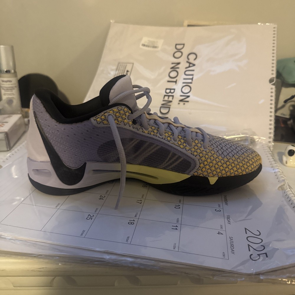 Nike Sabrina 1 