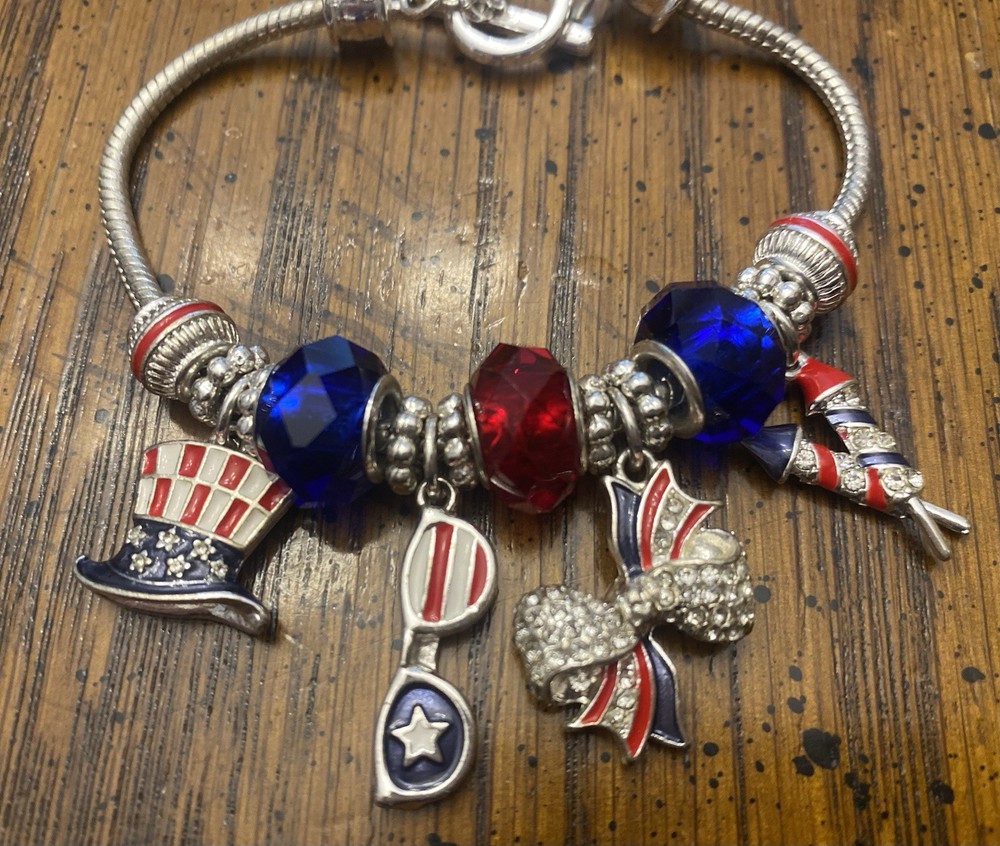 Red White Blue Enamel Charm Bracelet Rockets Hat Patriotic July 4 Silver Tone