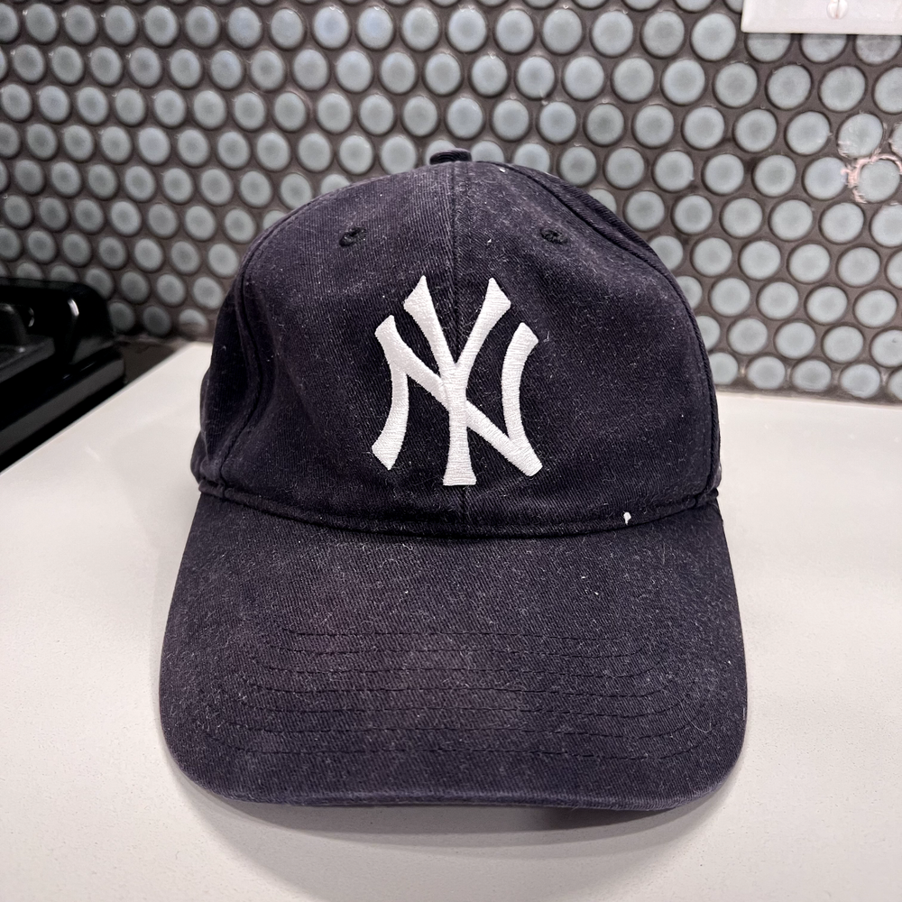 New York Yankees Hat Cap Strap Back Blue White Casual Adjustable '47