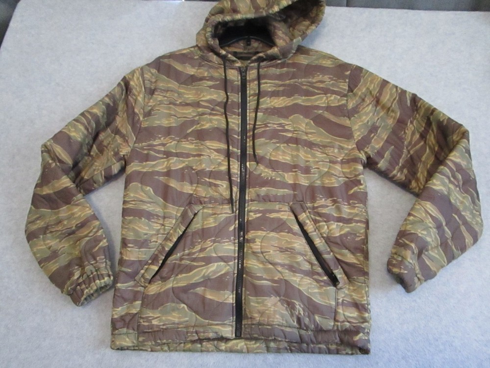 Wooby Hoody Jacket Mens Small Brown Tiger Stripe Camo Quilted Full Zip Sweater