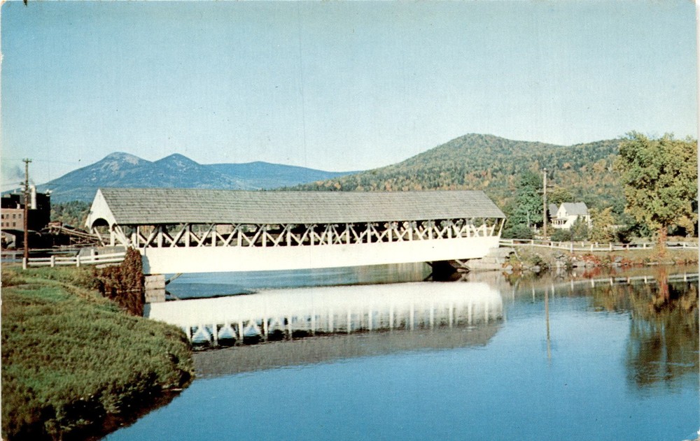 Covered Bridge, Groveton, N. H., Ammonoosuc River, New Hampshire Postcard