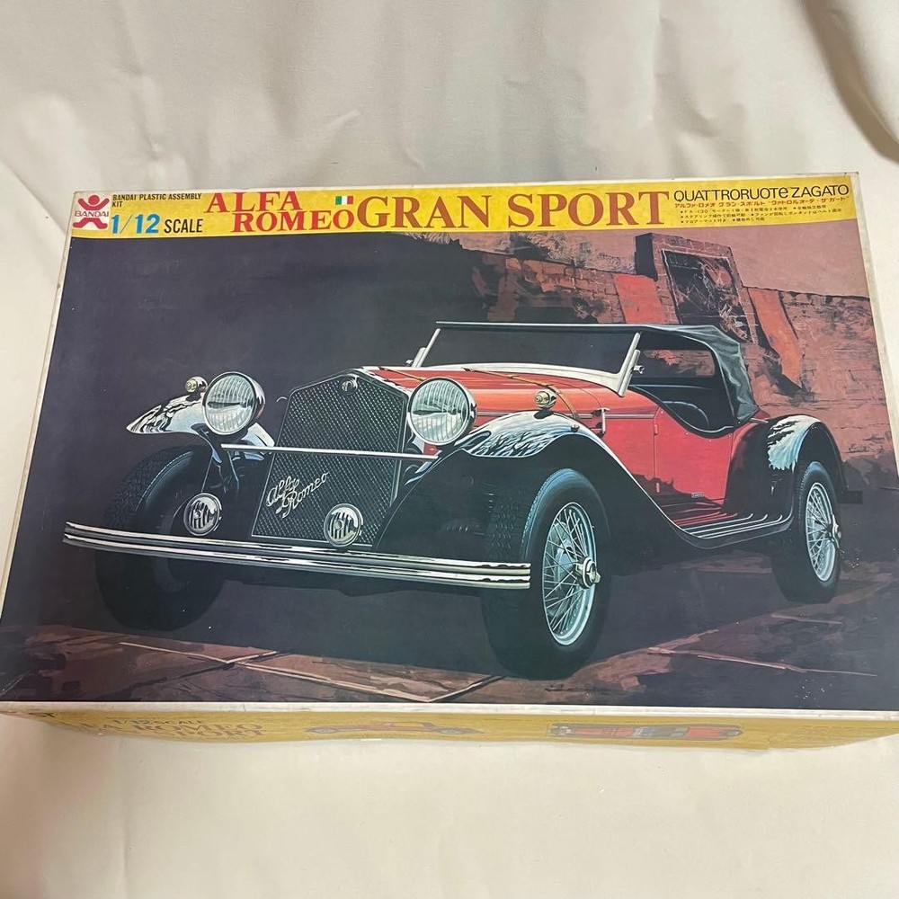 Alfa Romeo Gran Sport 1/12 scale unassembled kit #50c973