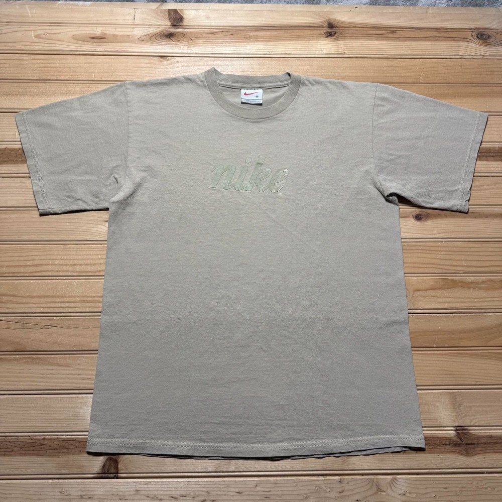 Vintage 90s Y2K Nike Script Logo Casual Streetwear Retro T-Shirt Men's - Medium
