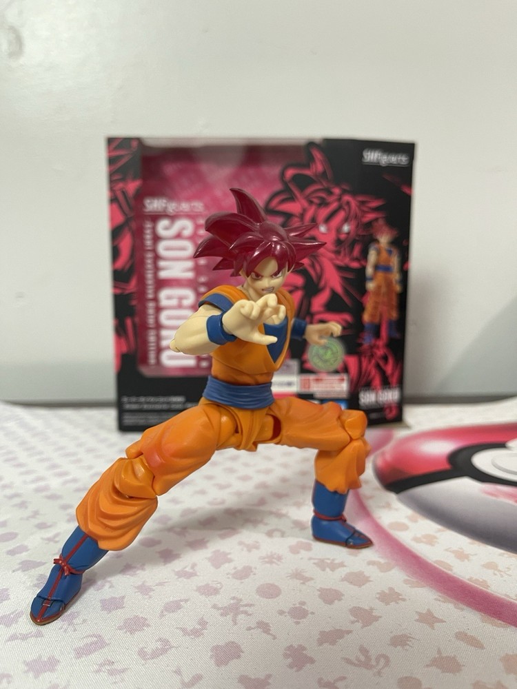 SH Figuarts Dragon Ball Super Super Saiyan God Goku Event Exclusive
