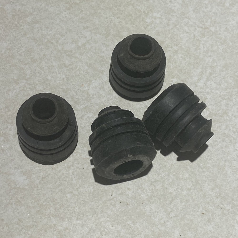 Kenmore/LG Refrigerator: Compressor Grommet/Foot MCQ66921101 (Set of 4)