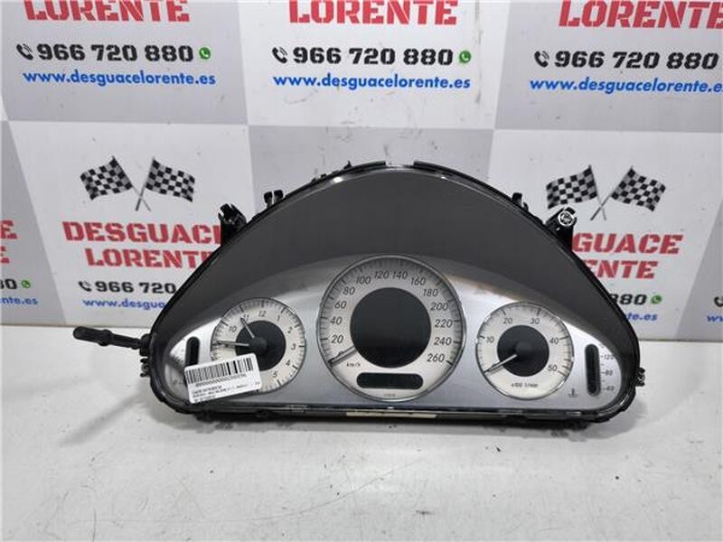 A2115405747 Mercedes E-Class BM 211 FAMILIAR 288896 meter dashboard