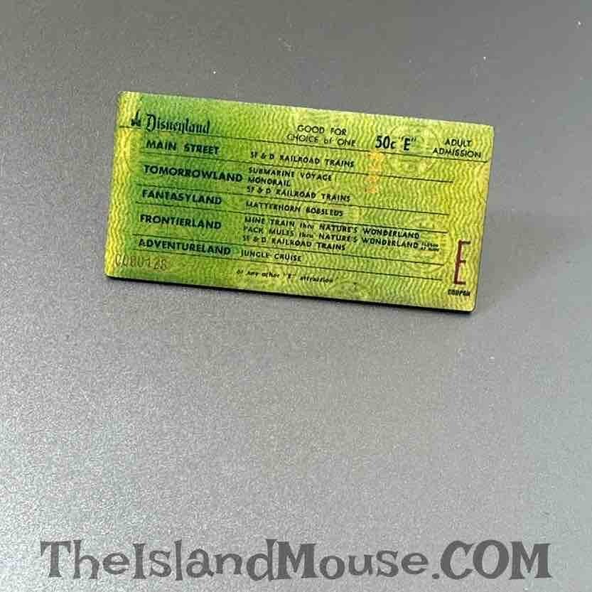 Very Rare Disney LE DLR A-E Passholder Ticket Book E Ticket Pin (U1:20000)