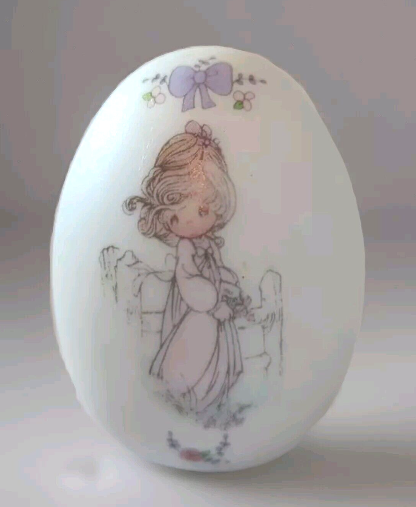 Vintage 1991 Precious Moments Easter Egg Figurine 2.25