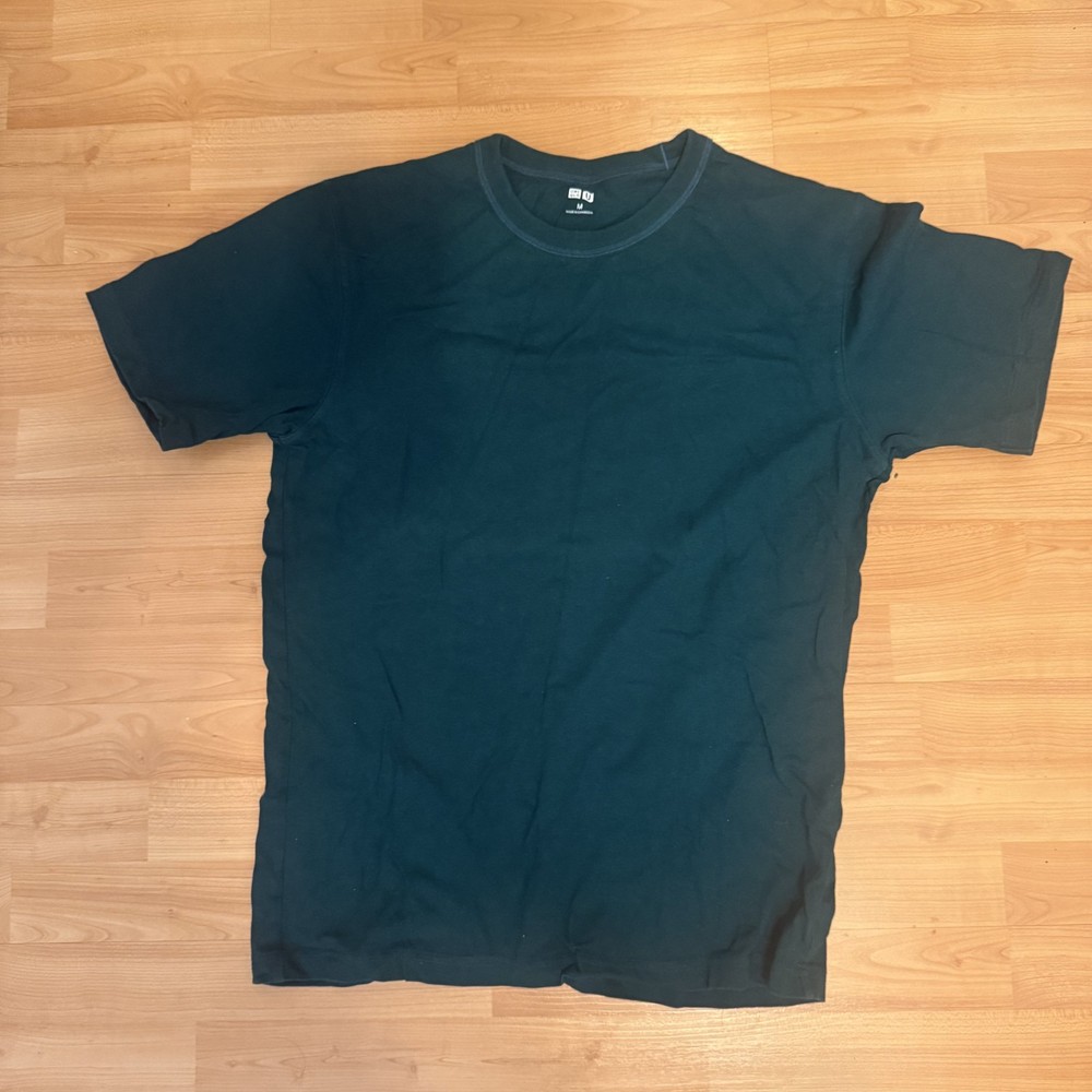 Uniqlo U Crew Neck Short Sleeve T-Shirt (Medium ; Green)