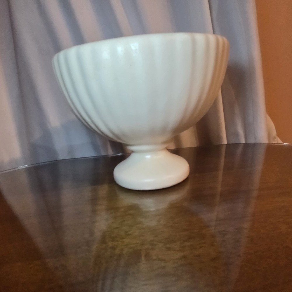 VTG Haeger USA Matte White Ribbed Pedestal Compote Bowl Vase/Planter- MCM