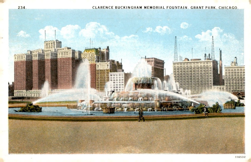 Clarence Buckingham Memorial Fountain, Grant Park, Chicago Postcard