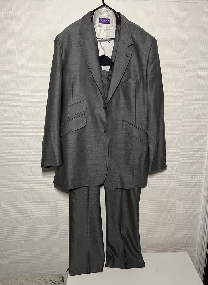 William Hunt 3 Piece Suit 44 Grey