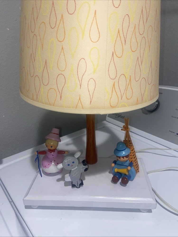 Vintage Wood Kids Lamp