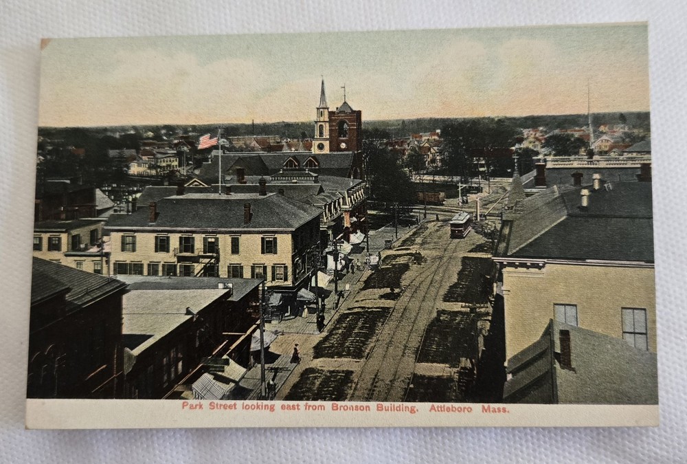 Attleboro, Mass , Postcard Park St. Looking East Unused