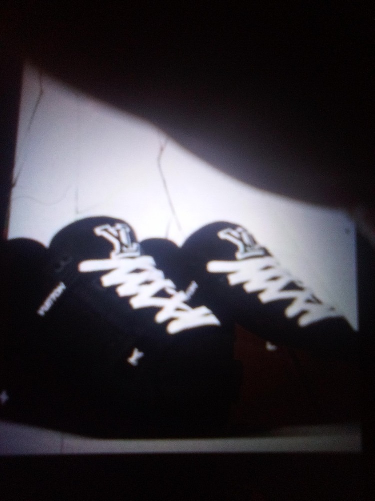 louis vuitton trainers men shoes size 6.5