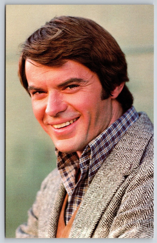 Famous~Portrait Photo Of Actor Robert Urich Smiling~Coral-Lee Vintage Postcard