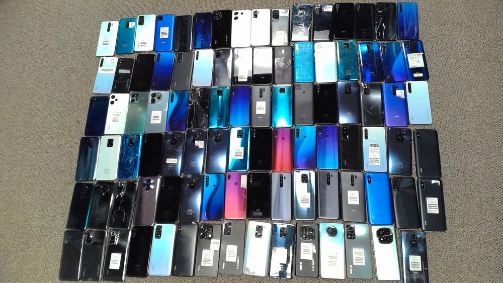 Lot of 95 Non-Working Xiaomi Redmi Cell Phones Smartphones for Parts