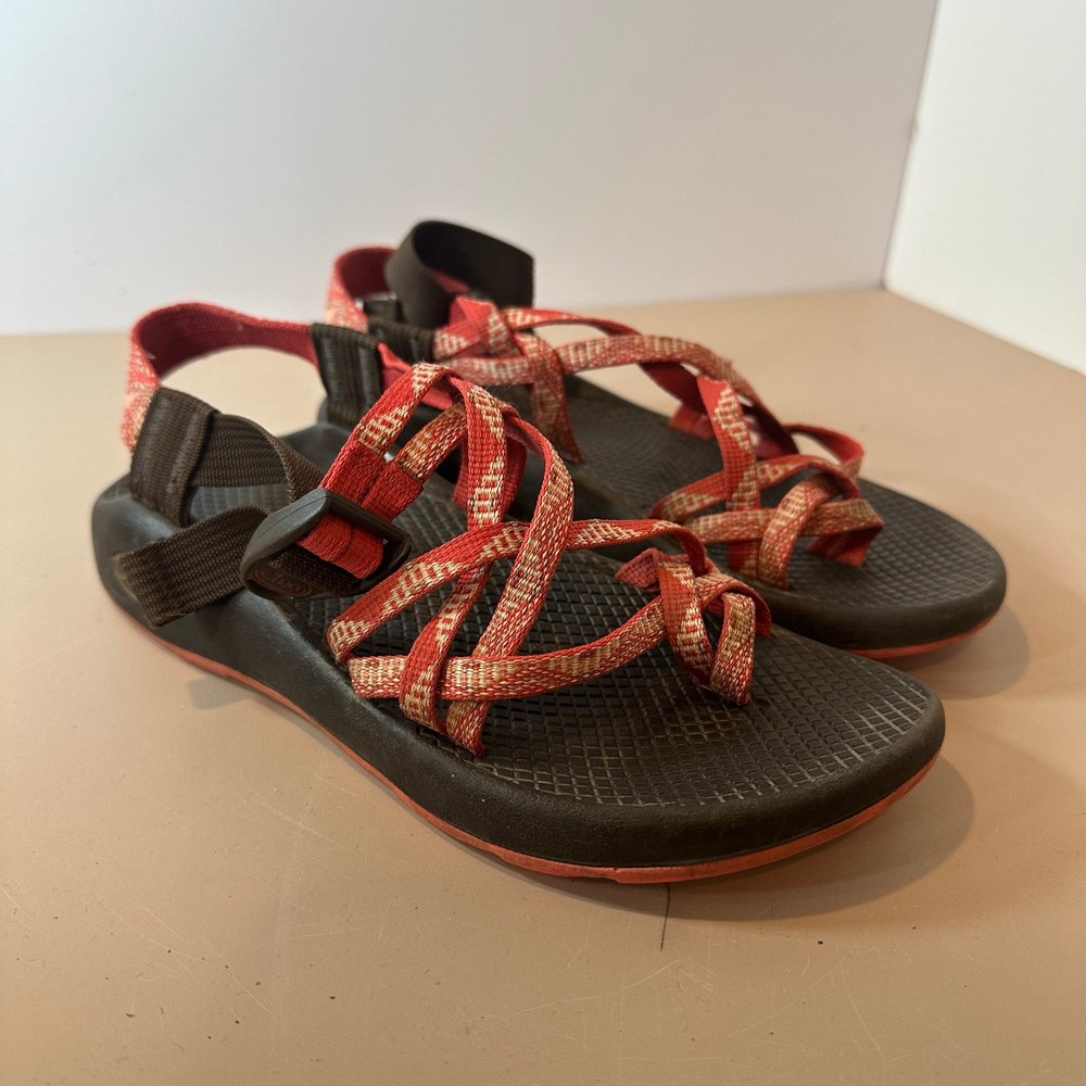 Chaco Classic Adjustable Slingback Sandals for Women Size 7 J104688 Outdoor Ready