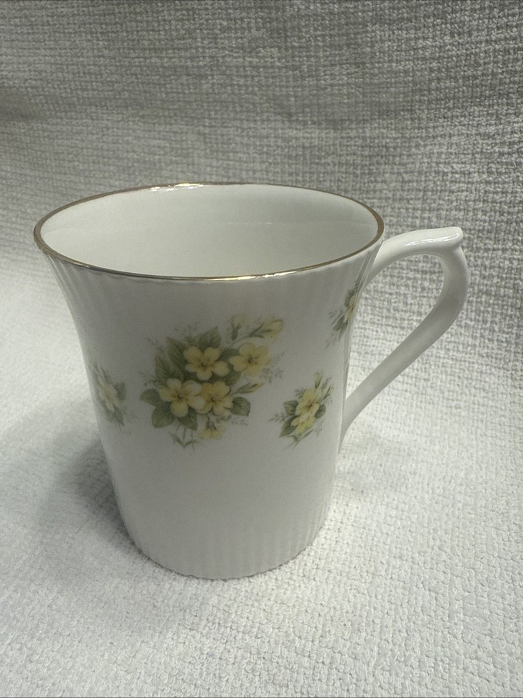 Vintage Yellow Floral Queens Fine Bone China Made In England Mug Coffee Tea Cup