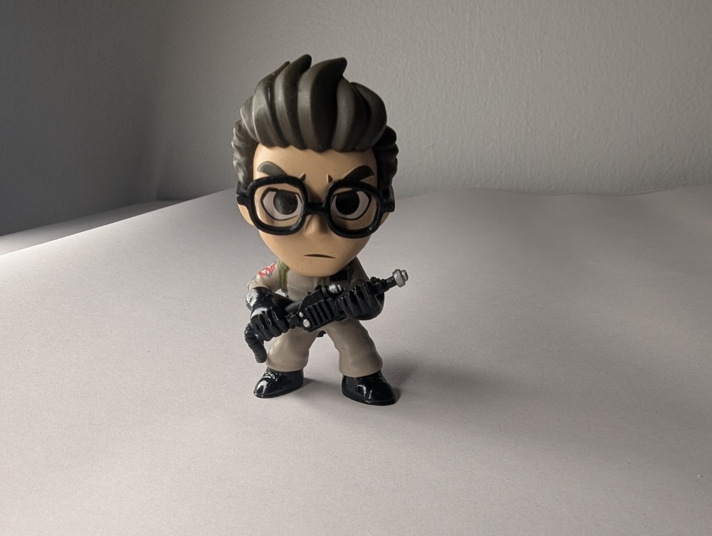 DR. Egon Spengler Ghostbusters Funko Mystery Mini Figure