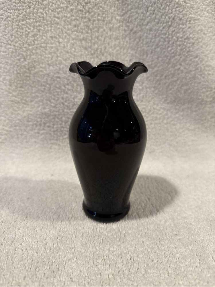 Vintage Black Amethyst Glass Ruffle Vase 5.5”