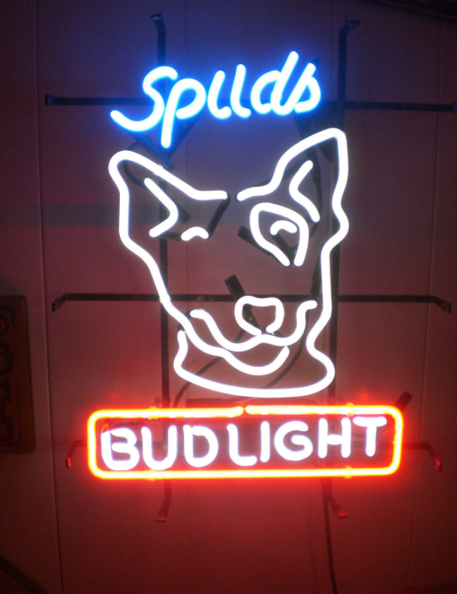 Spuds Mackenzie Beer 20
