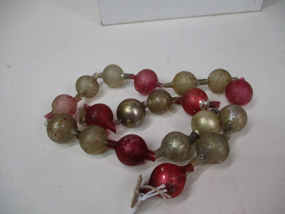 21 Inches of Vintage Glass Bead Christmas Garland