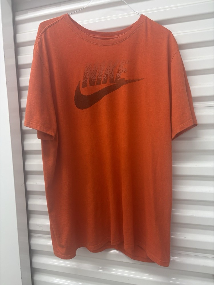 Nike Men's The Nike Tee Orange Athletic Cut Short Sleeve T-Shirt XXL