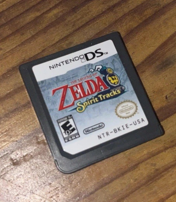 The Legend of Zelda: Spirit Tracks - Nintendo DS - 2009 Game Cartridge only