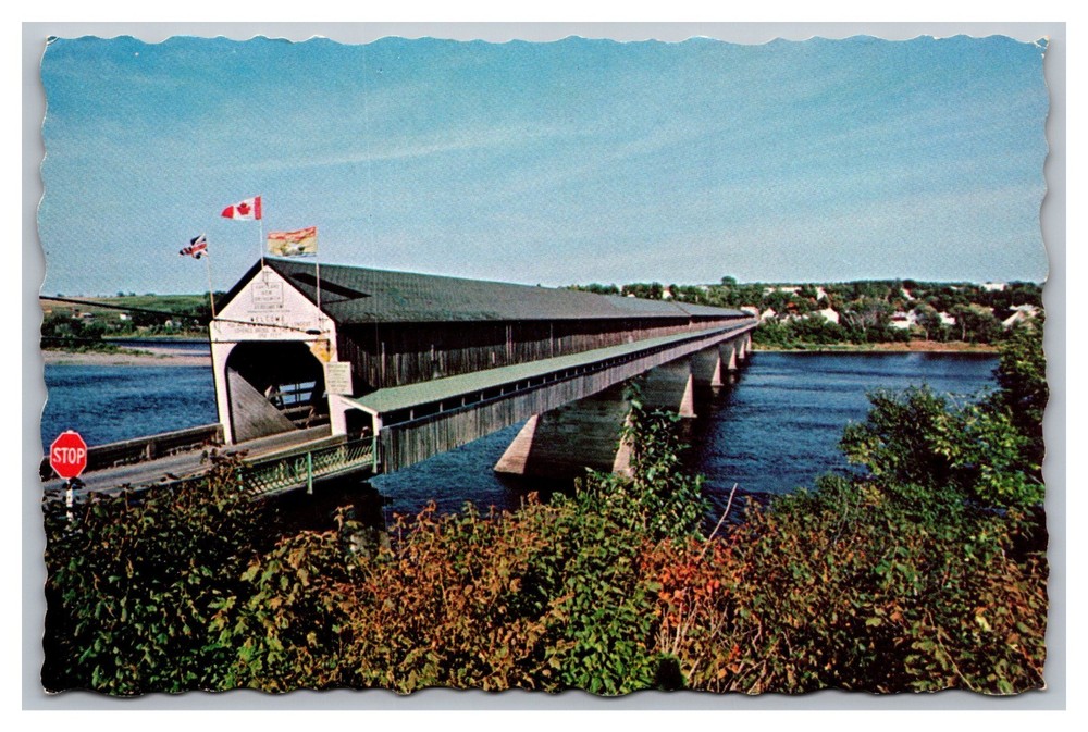 Hartland New Brunswick Canada Covered Bridge Over St. John River Chrome Postcard