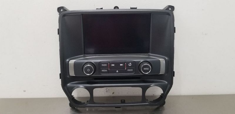 2017-2019 GMC Sierra Chevy Silverado Radio Control Panel W/Display Screen OEM