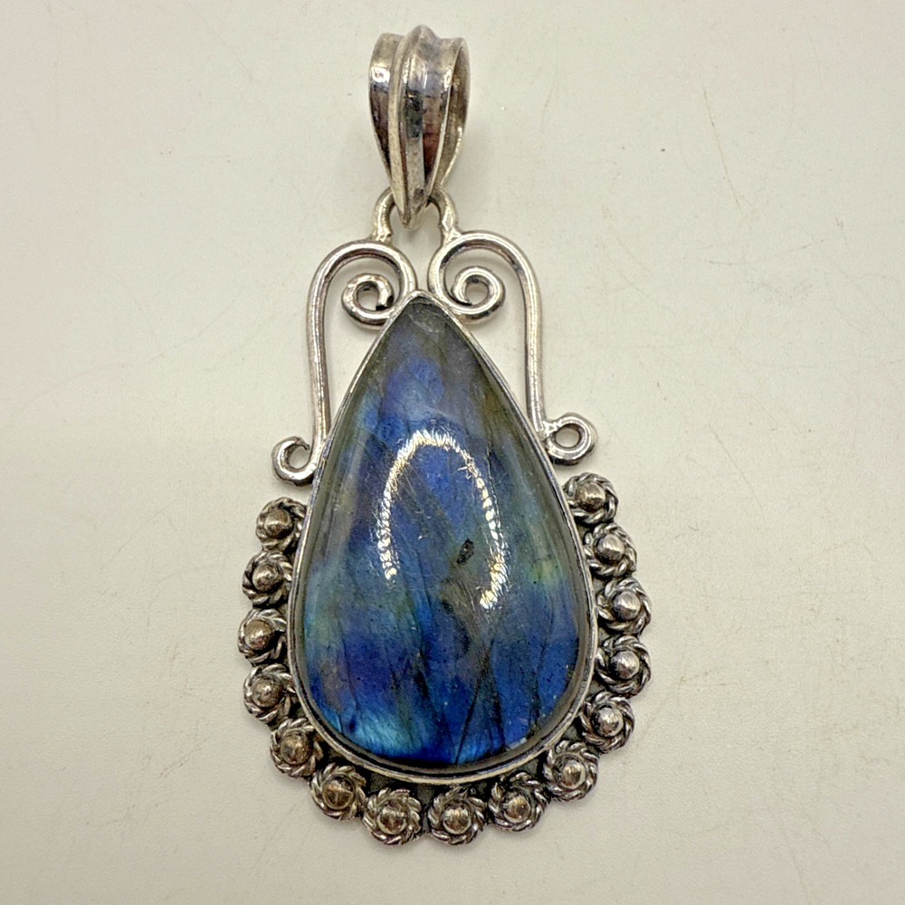 Stunning Vintage .925 Sterling Silver Necklace Pendant Charm w/ Blue Stone