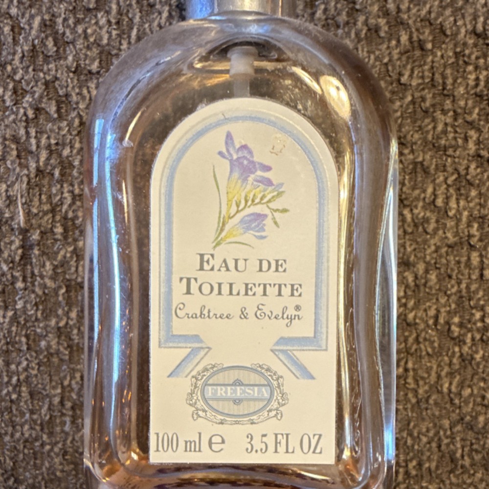 Crabtree & Evelyn Freesia Eau de Toilette Spray 100ml / 3.5 fl oz