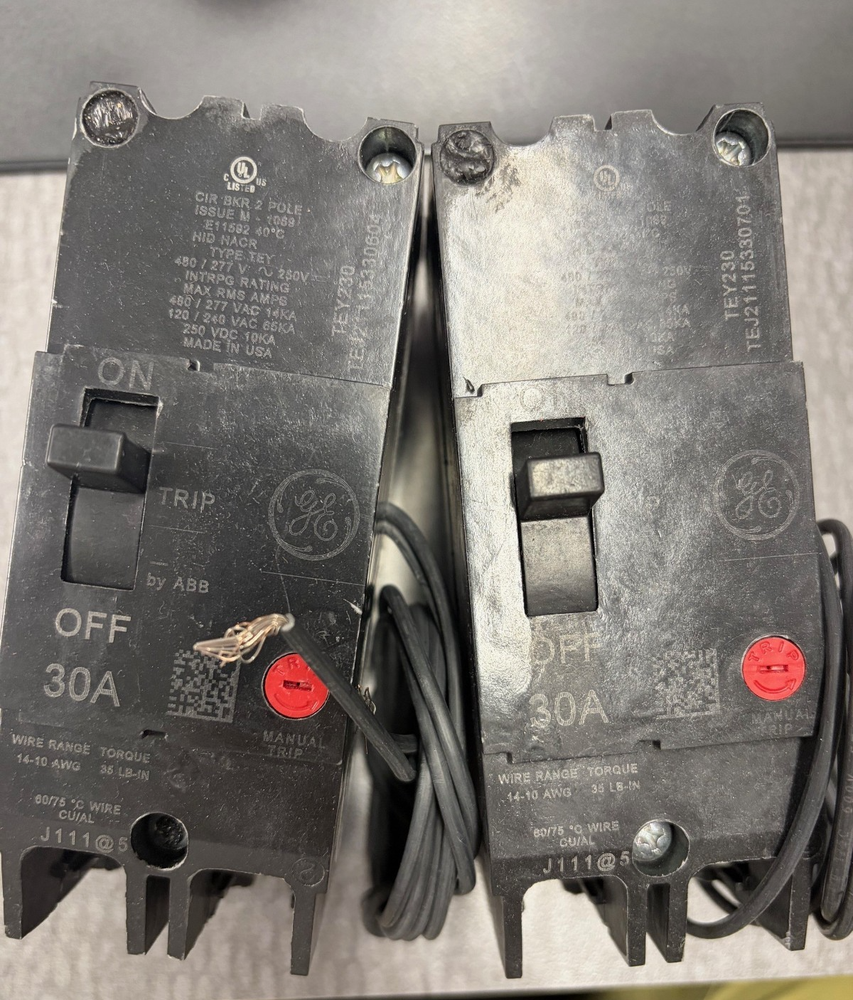GE TEY TEY230ST12 2 Pole 30 Amp Shunt Trip Circuit Breaker Brand New