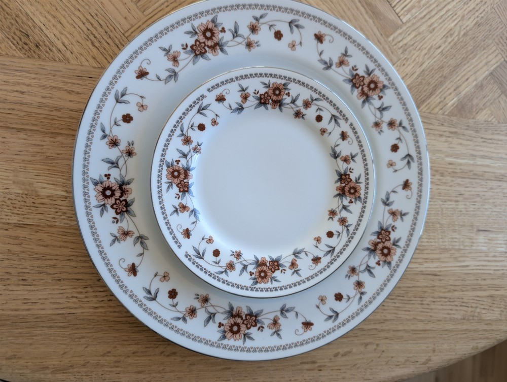 Sheffield Anniversary Porcelain Fine China Dinner Plate or Bread Plate