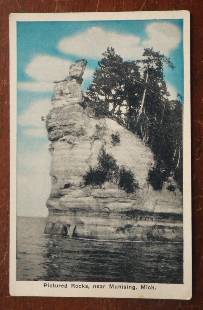 Pictured Rocks National Lakeshore, Near Munising, Michigan Postcard