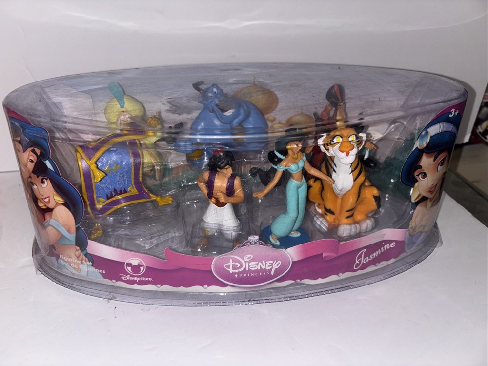 Disney Store Aladdin Figurine Playset 7 Figures Jasmine, Sultan, Jafar, Genie +