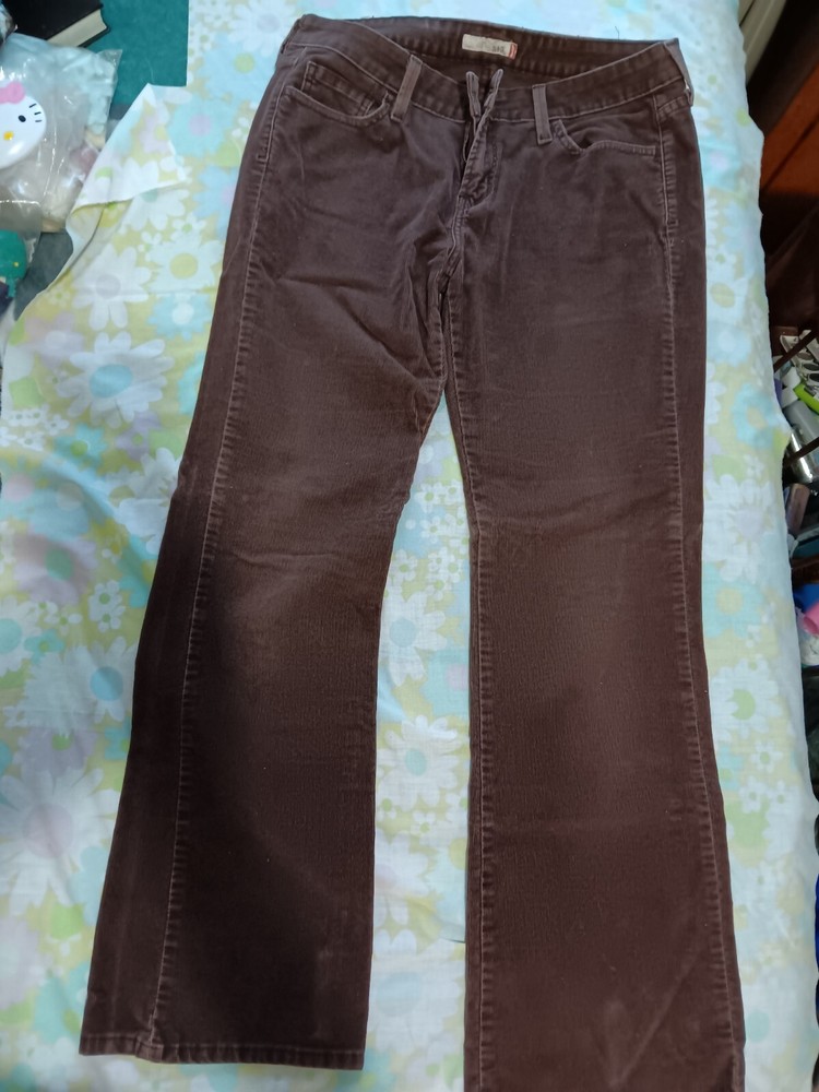 Levi's white tab brown corduroys low boot cut 10 med. vintage 90s