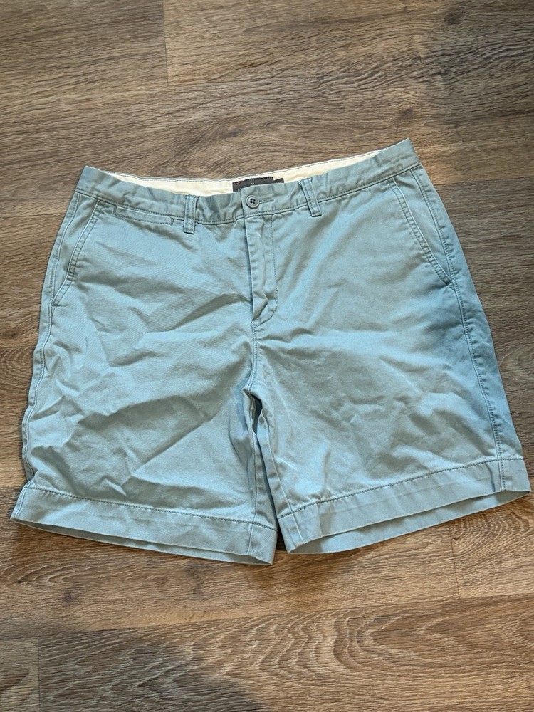 LL Bean Signature Men's Chino Shorts Cotton Light Blue Flat Front Pockets