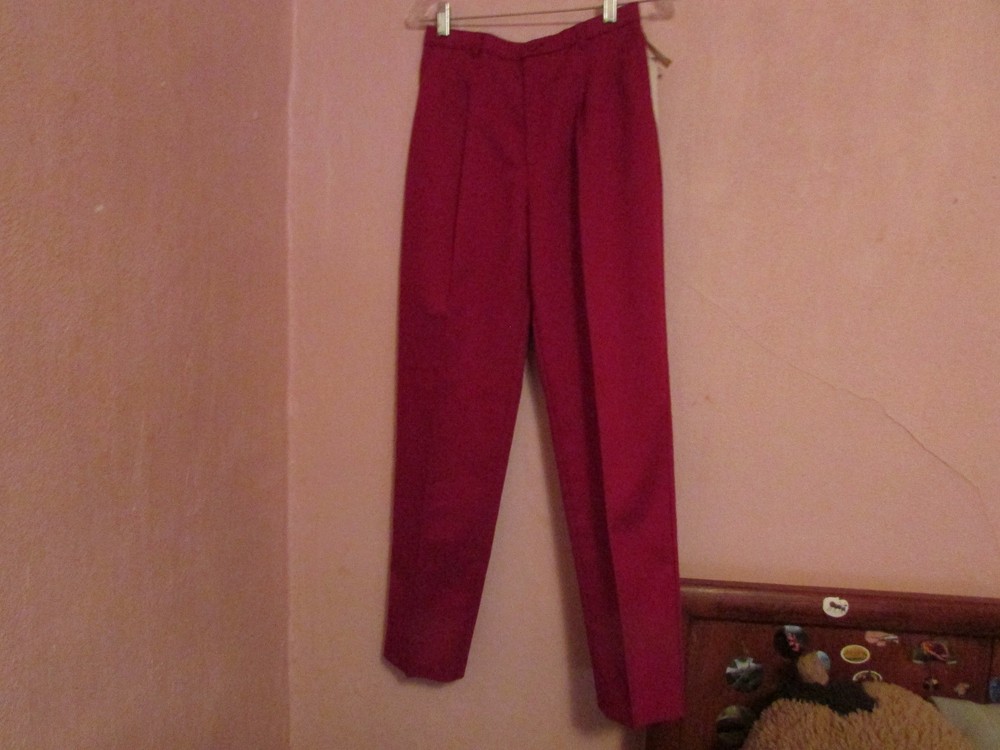 NWT~ VINTAGE WOMEN'S LEVI'S CASUAL/ DRESS PANTS, SLACK SZ. 10 (27). USA MADE