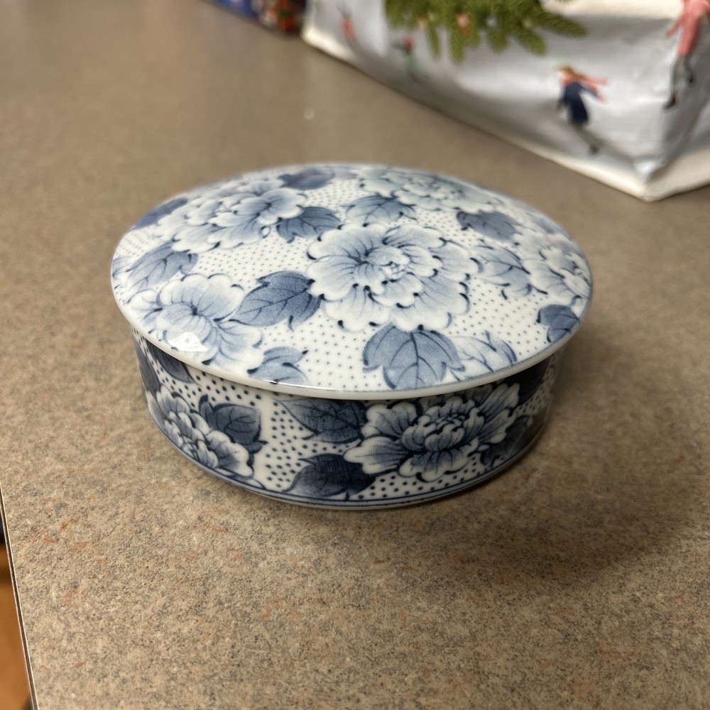 Vintage Takahashi Blue & White  5” Round Trinket Box w/ Lid, Peonies