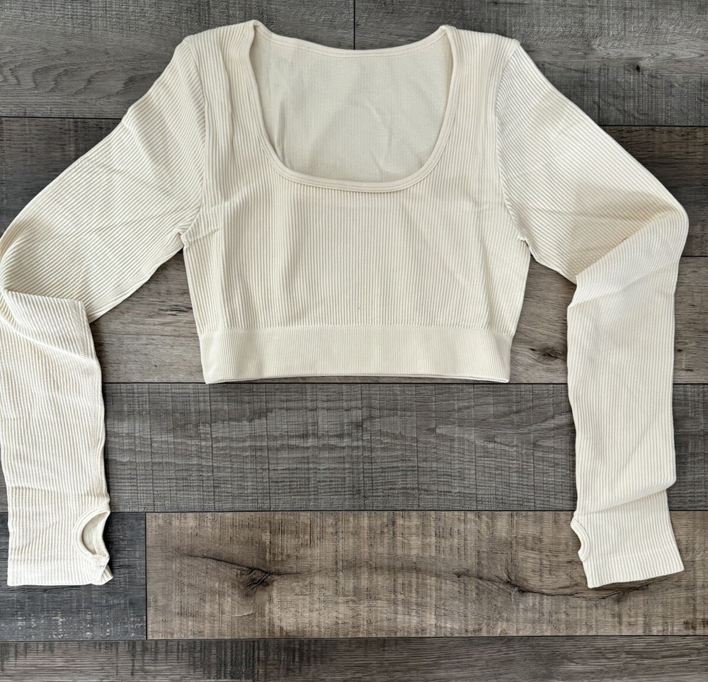 Workout Crop Top/ Square Neck Long Sleeve/ Athletic  Yoga Medium, Cream