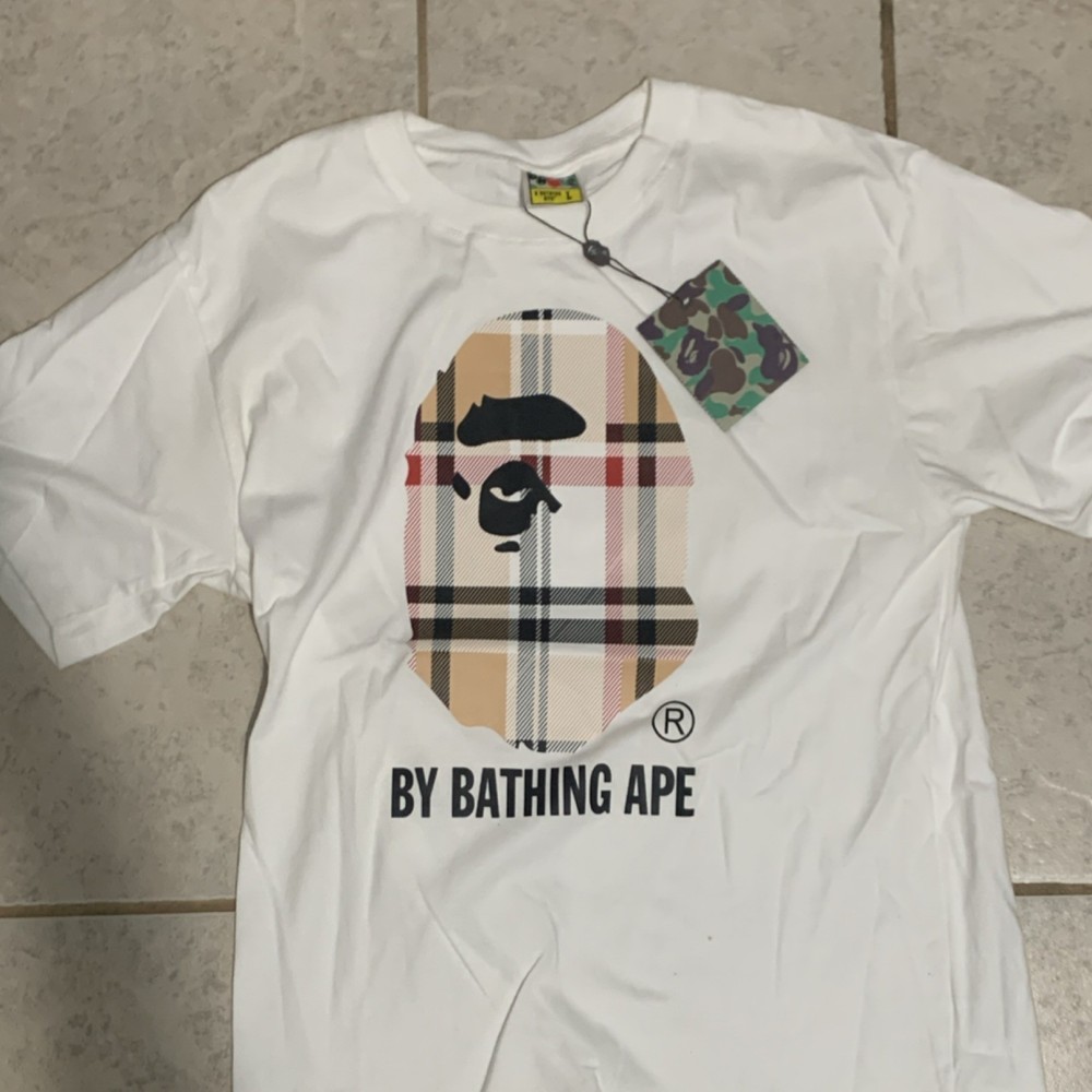 A Bathing Ape White Cotton Graphic Print Logo T-Shirt Men's L Regular Fit